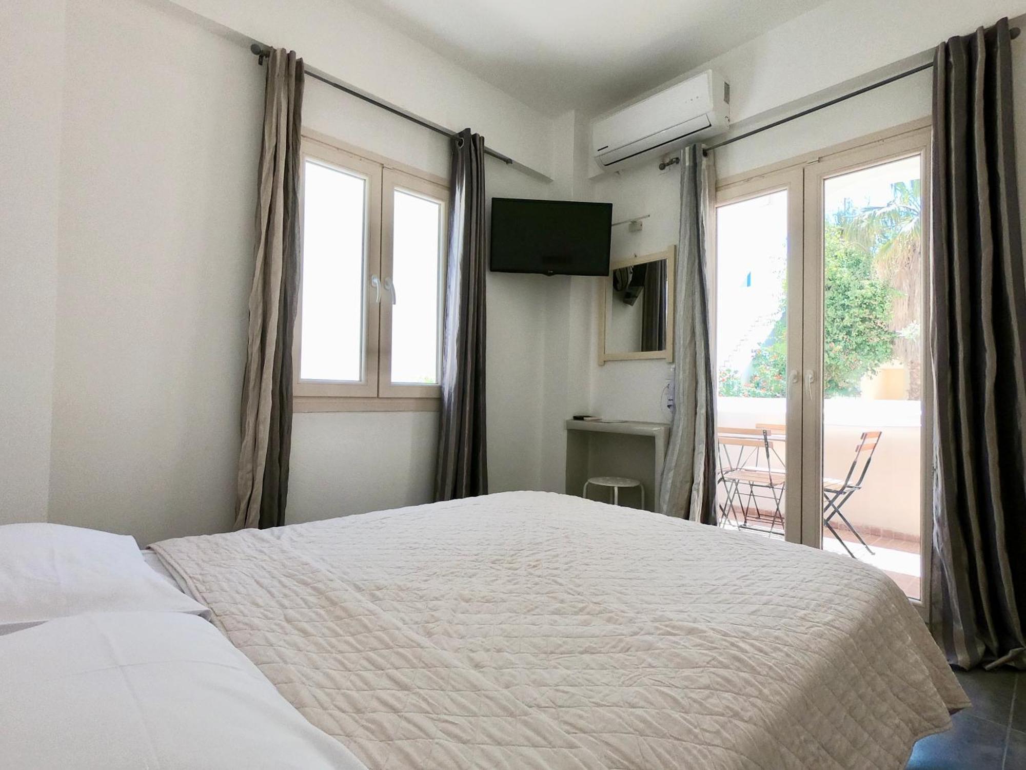 Anny Studios & Rooms Perissa Beach Eksteriør bilde